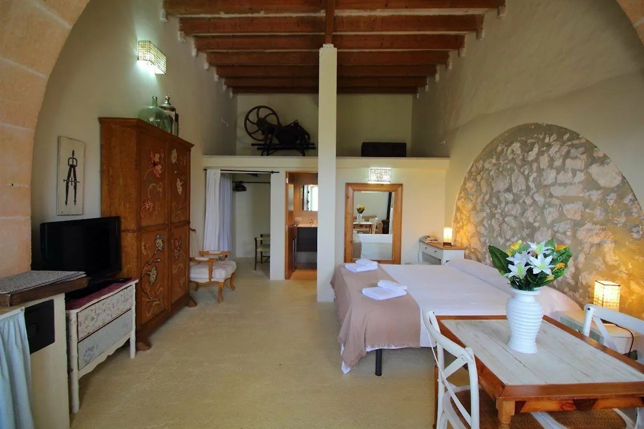 מלון Alquería Blanca Agroturismo Es Pujol